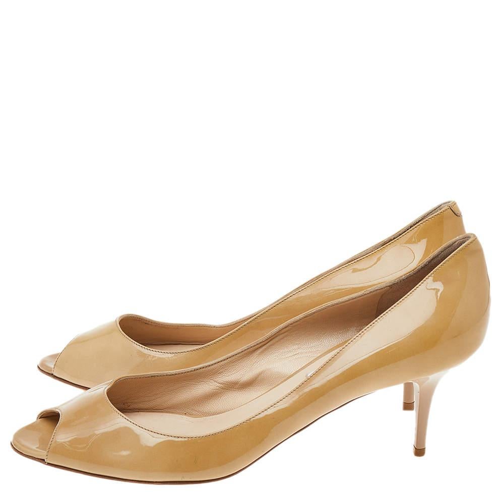 Women's Jimmy Choo Beige Patent Leather Peep Toe Pumps Size 39.5