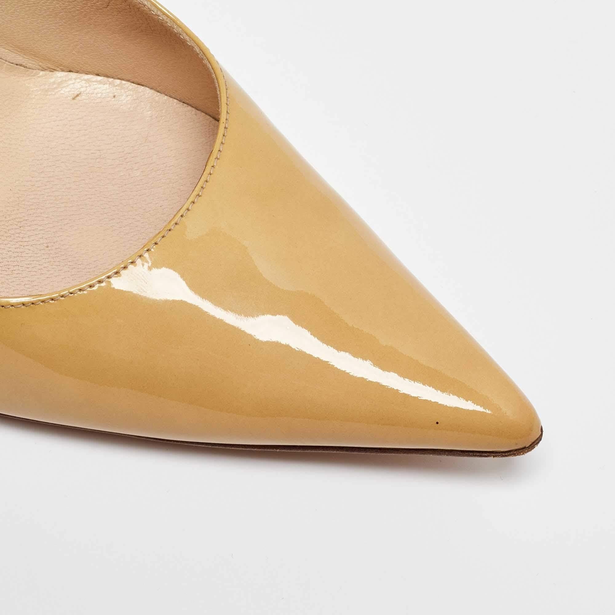 Jimmy Choo Beige Patent Leather Romy Pumps Size 37.5 For Sale 3