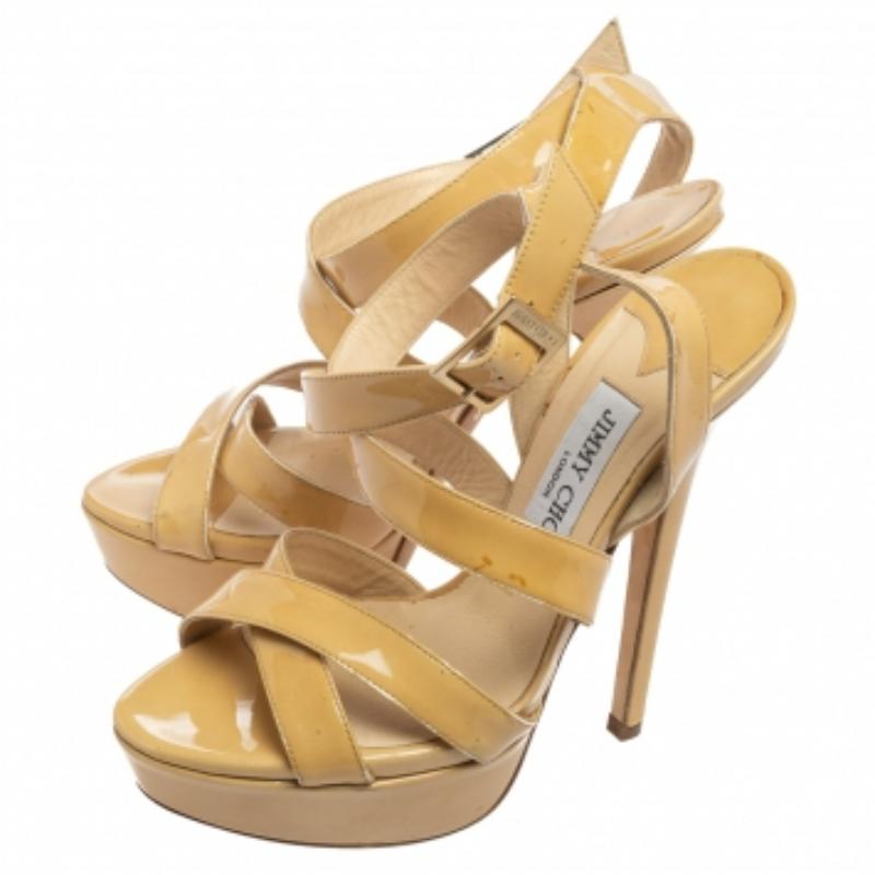 De las mujeres Jimmy Choo Sandalias de plataforma con empeine de charol beige talla 37 en venta