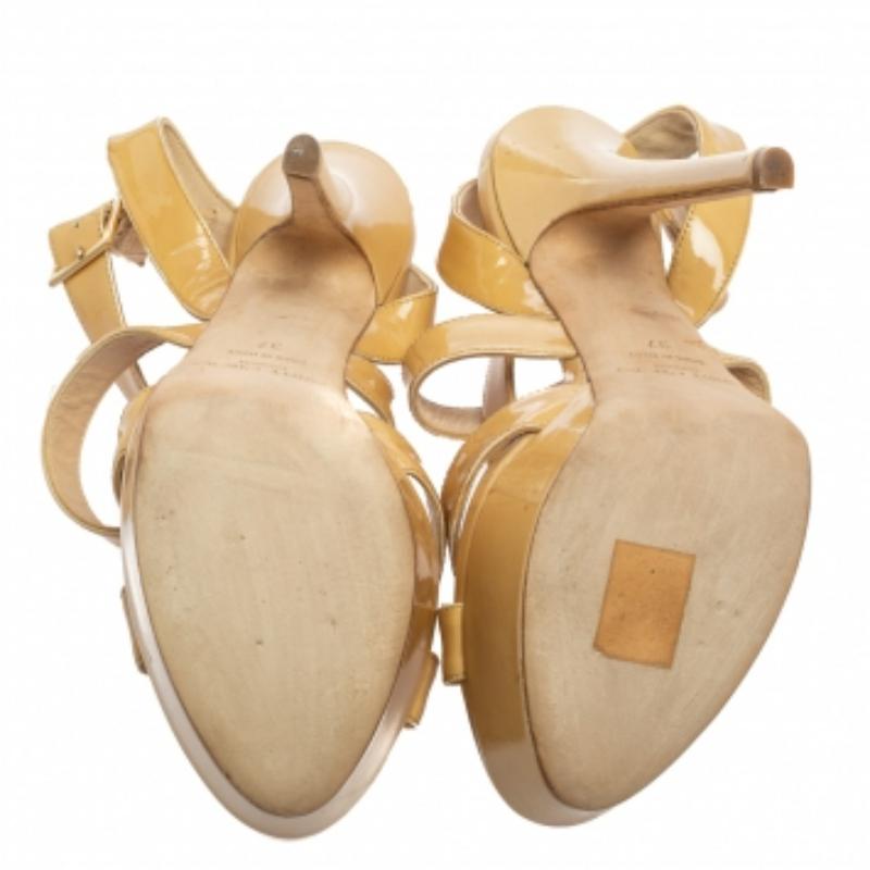 Jimmy Choo Sandalias de plataforma con empeine de charol beige talla 37 en venta 1
