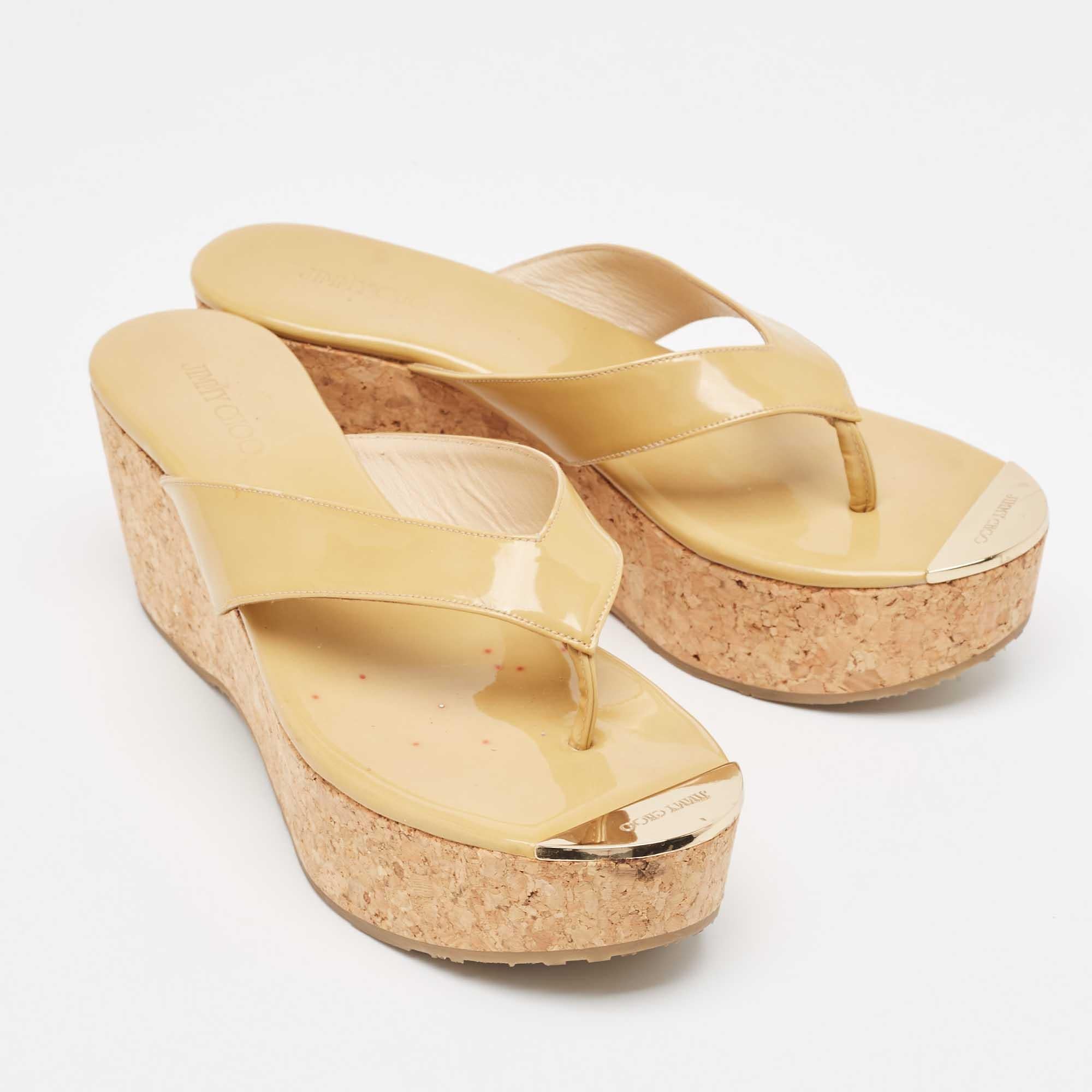 Donna Jimmy Choo Sandali Prima Brevetto Beige Taglia 39 in vendita