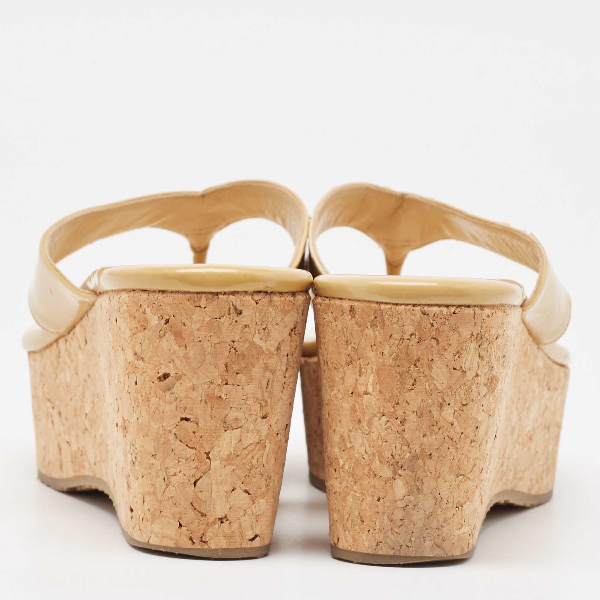 Jimmy Choo Sandali Prima Brevetto Beige Taglia 39 in vendita 1