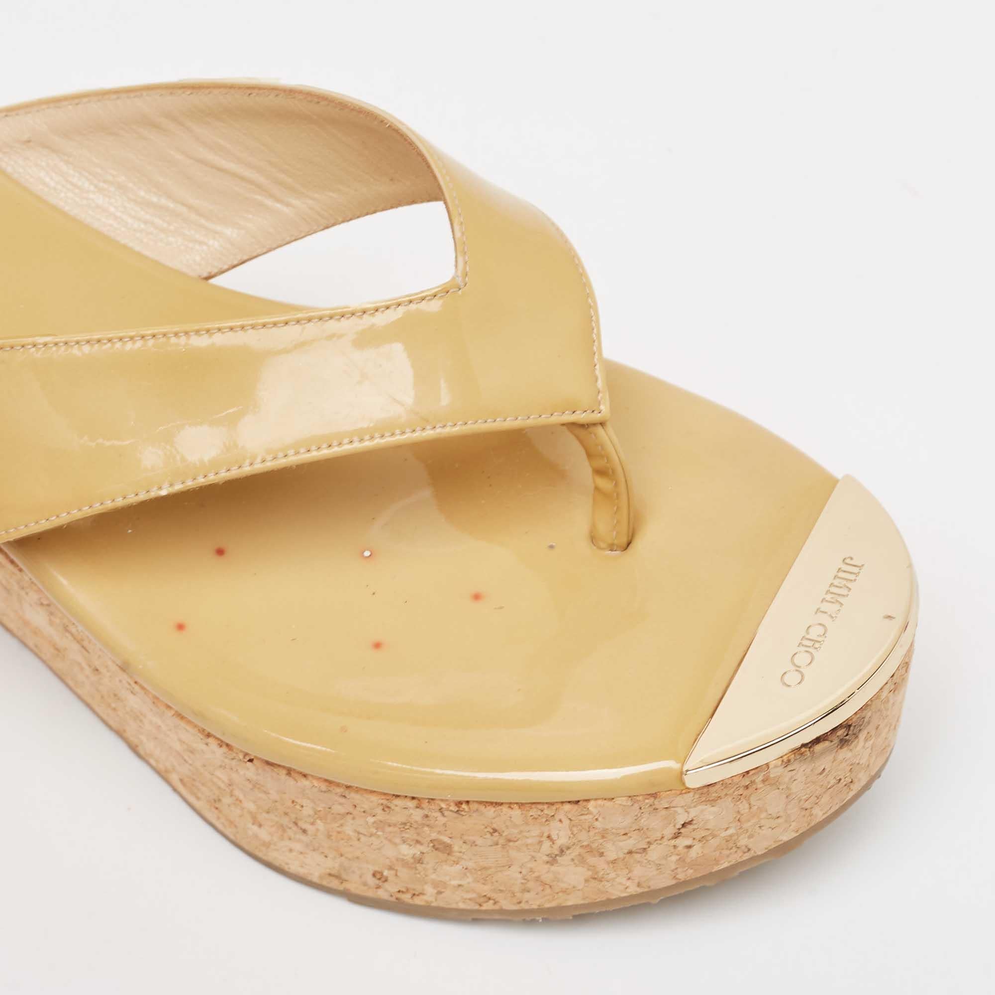 Jimmy Choo Sandali Prima Brevetto Beige Taglia 39 in vendita 3