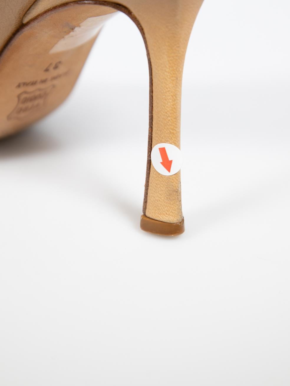 Jimmy Choo escarpins à bout pointu beige, taille IT 37 en vente 2