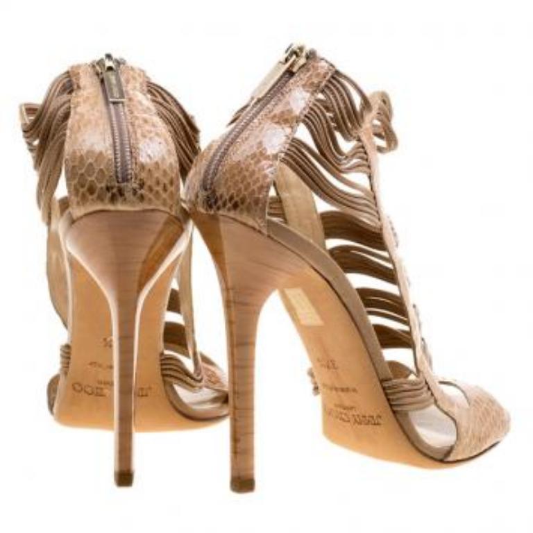 Jimmy Choo - Sandales corsica à lanières et fermeture éclair, en python beige, taille 37,5 Pour femmes en vente