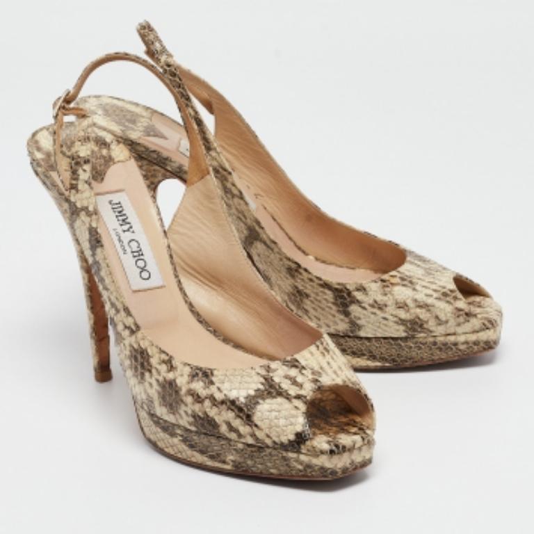 Jimmy Choo Beige Pitone Embossed Leather Slingback Peep Toe Pumps Taglia 39.5 in vendita 2