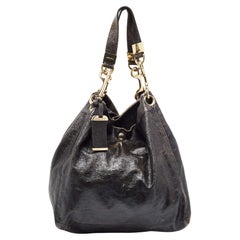 Jimmy Choo Hobo Lola de piel arrugada negra
