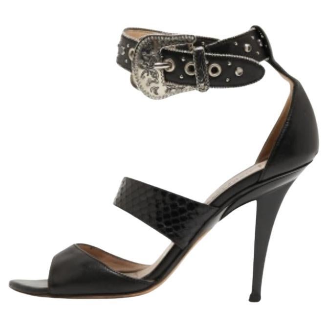 Jimmy Choo Sandalias tobilleras negras de pitón repujado y piel con tachuelas talla 37