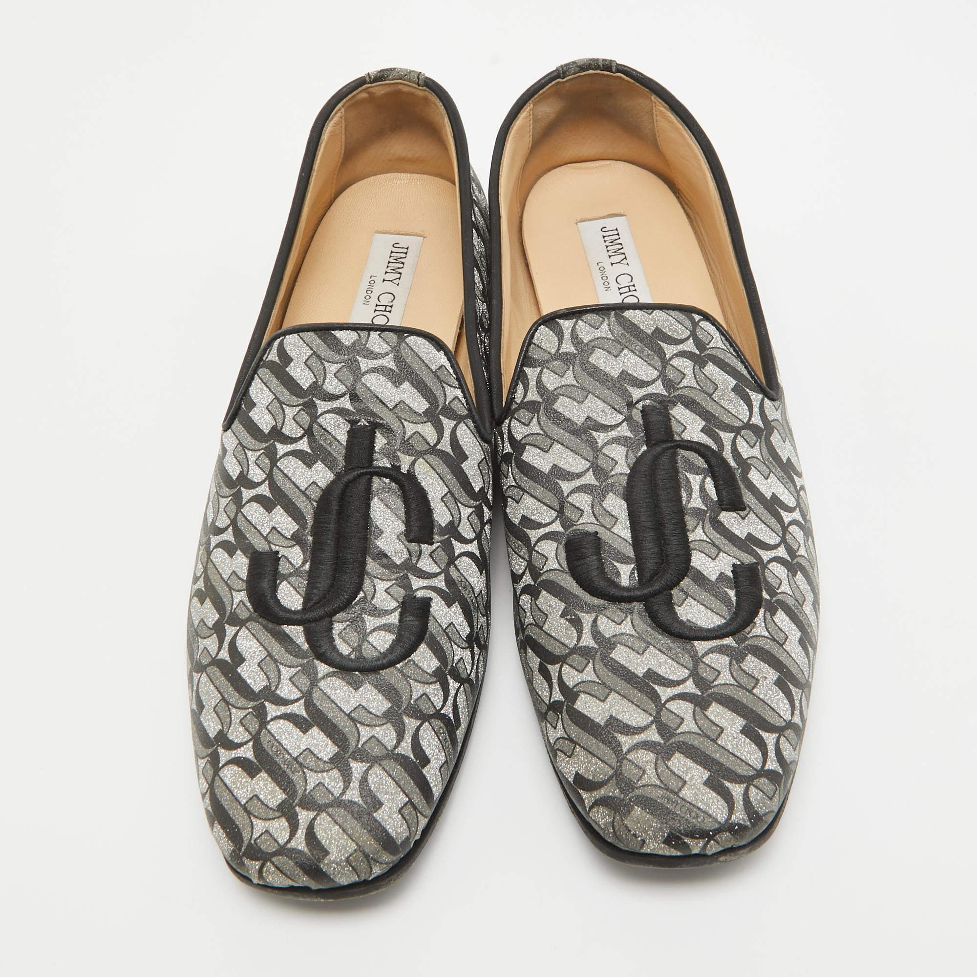 Jimmy Choo Black Glitter Fabric Sache JC Monogram Smoking Slippers Size 39 In Fair Condition For Sale In Dubai, Al Qouz 2