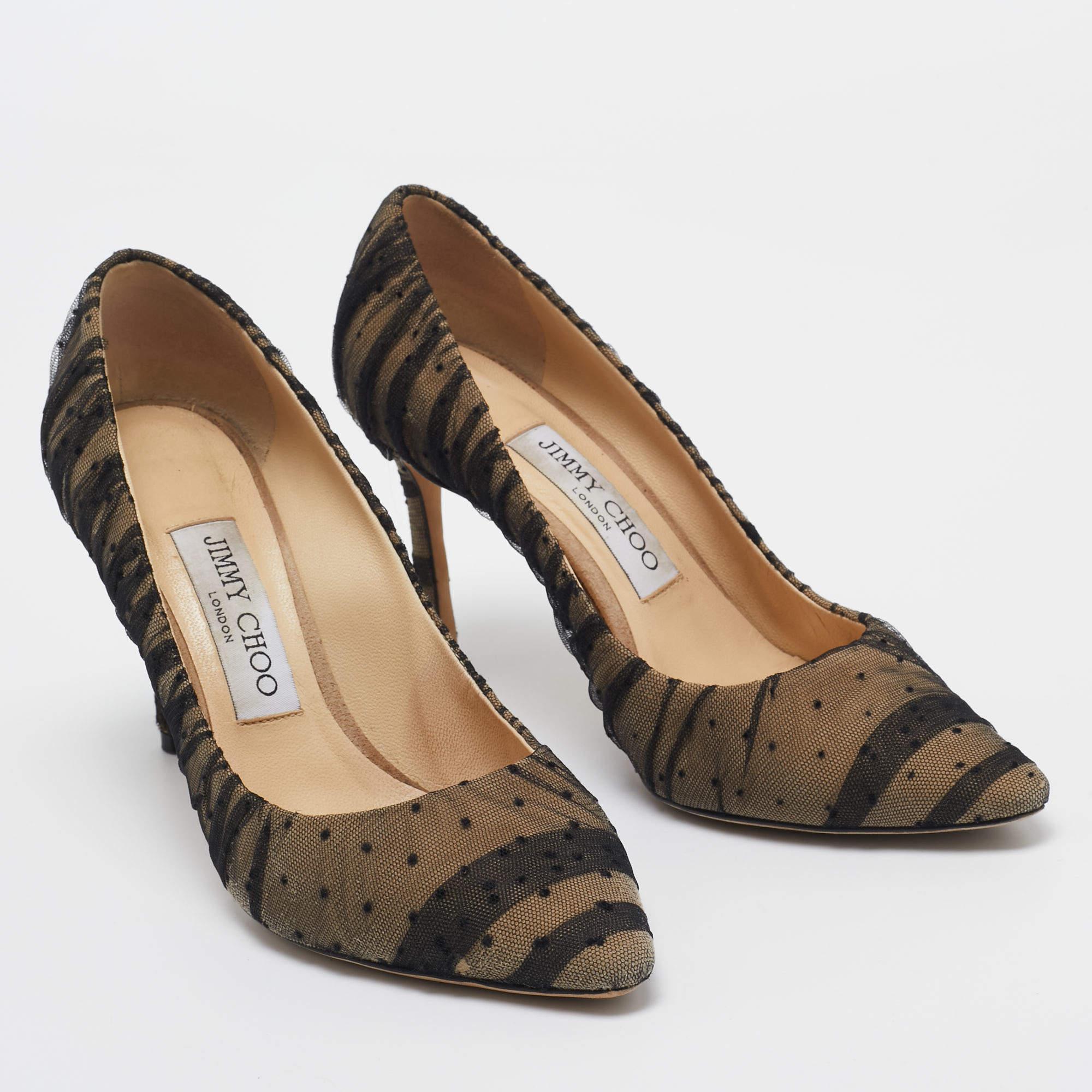 Jimmy Choo - Escarpins à bouts pointus Romi en cuir et maille noirs - Taille 36 Bon état - En vente à Dubai, Al Qouz 2