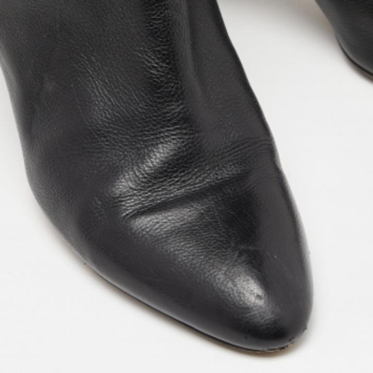 Jimmy Choo, stivali alla caviglia in pelle nera taglia 38 In condizioni discrete in vendita a Dubai, Al Qouz 2