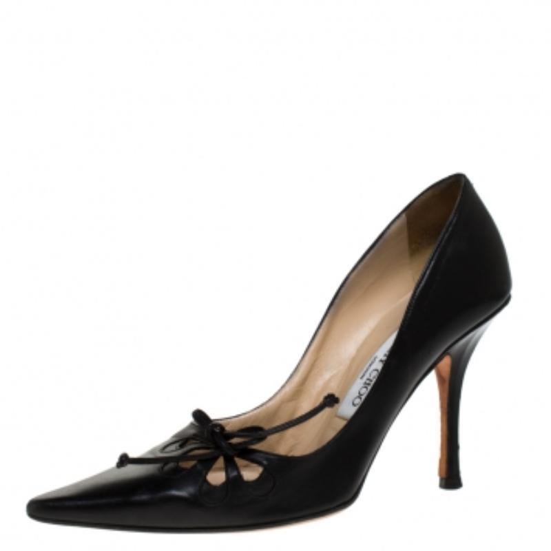 Nero Jimmy Choo - Pumps a punta in pelle nera taglia 37,5 in vendita