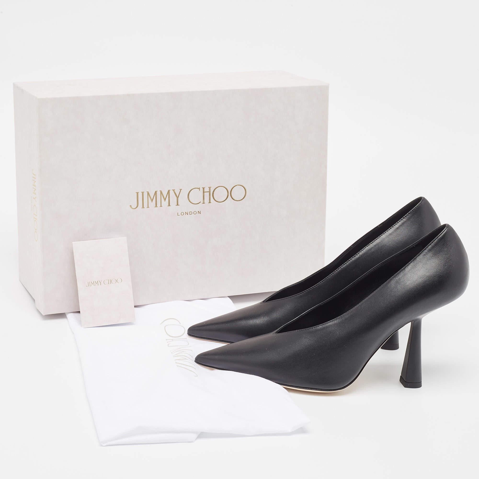Jimmy Choo Black Leather Maryanne Pumps Size 37 For Sale 5