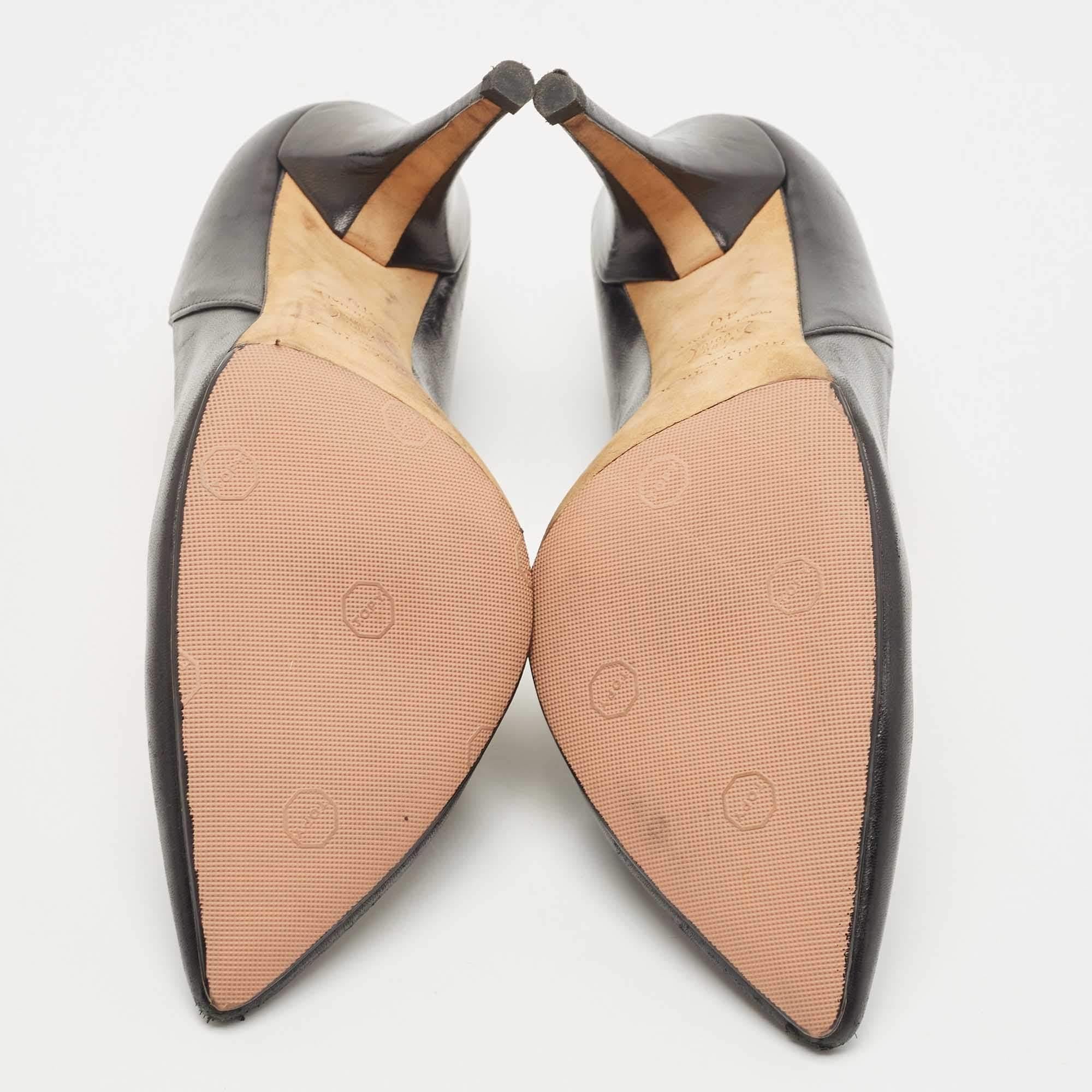 Jimmy Choo - Pompe a punta in pelle nera - Taglia 40 in vendita 1