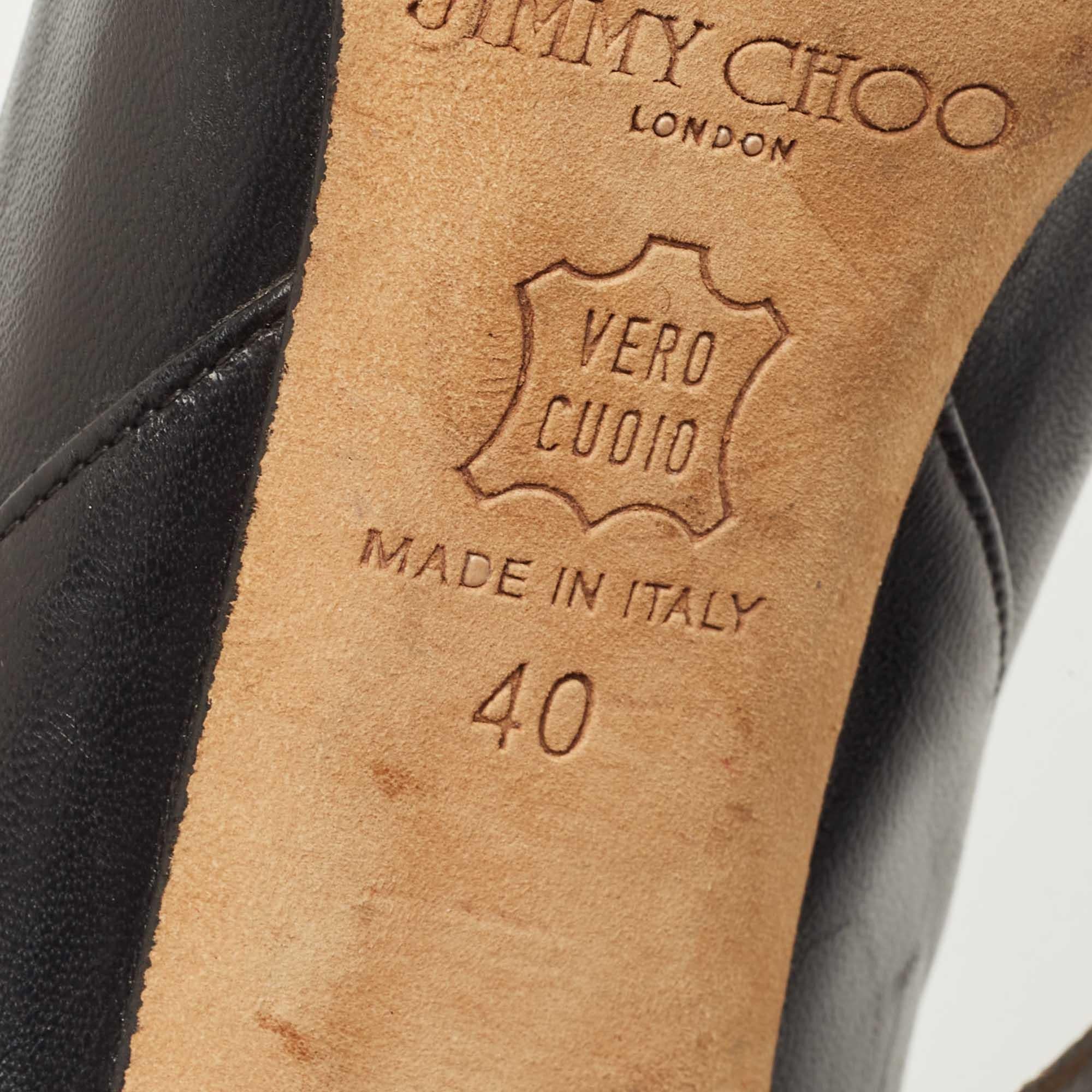 Jimmy Choo - Pompe a punta in pelle nera - Taglia 40 in vendita 3