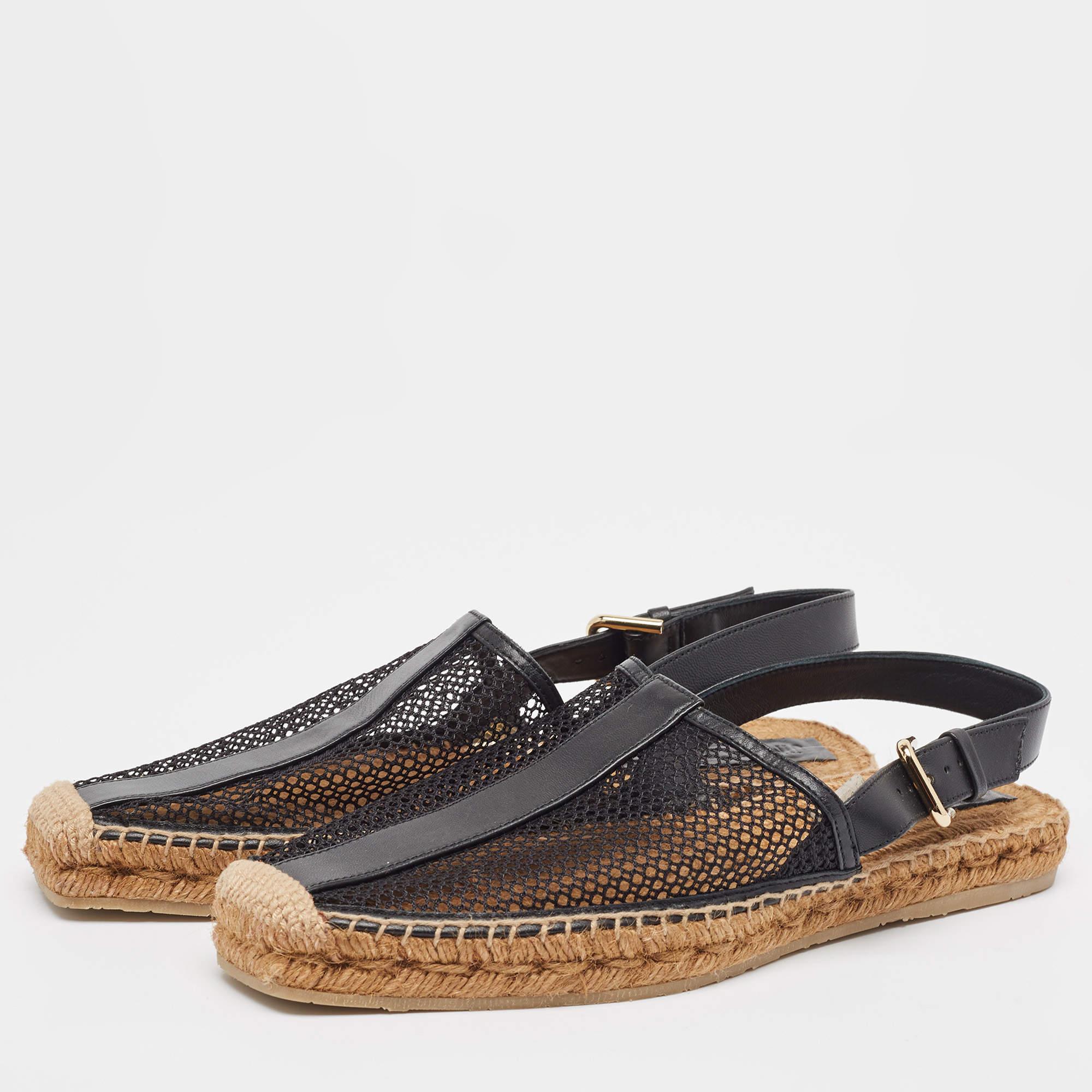 These Jimmy Choo espadrilles exude cool summer vibes while giving all the comfort to your feet. They bring along a well-built silhouette and the house's signature aesthetics. Wear them with anything: jeans, dresses, shorts.