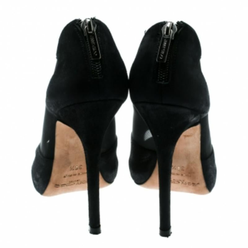 Noir Jimmy Choo - Bottines à bout ouvert en maille noire et daim marbrée, taille 36,5 en vente