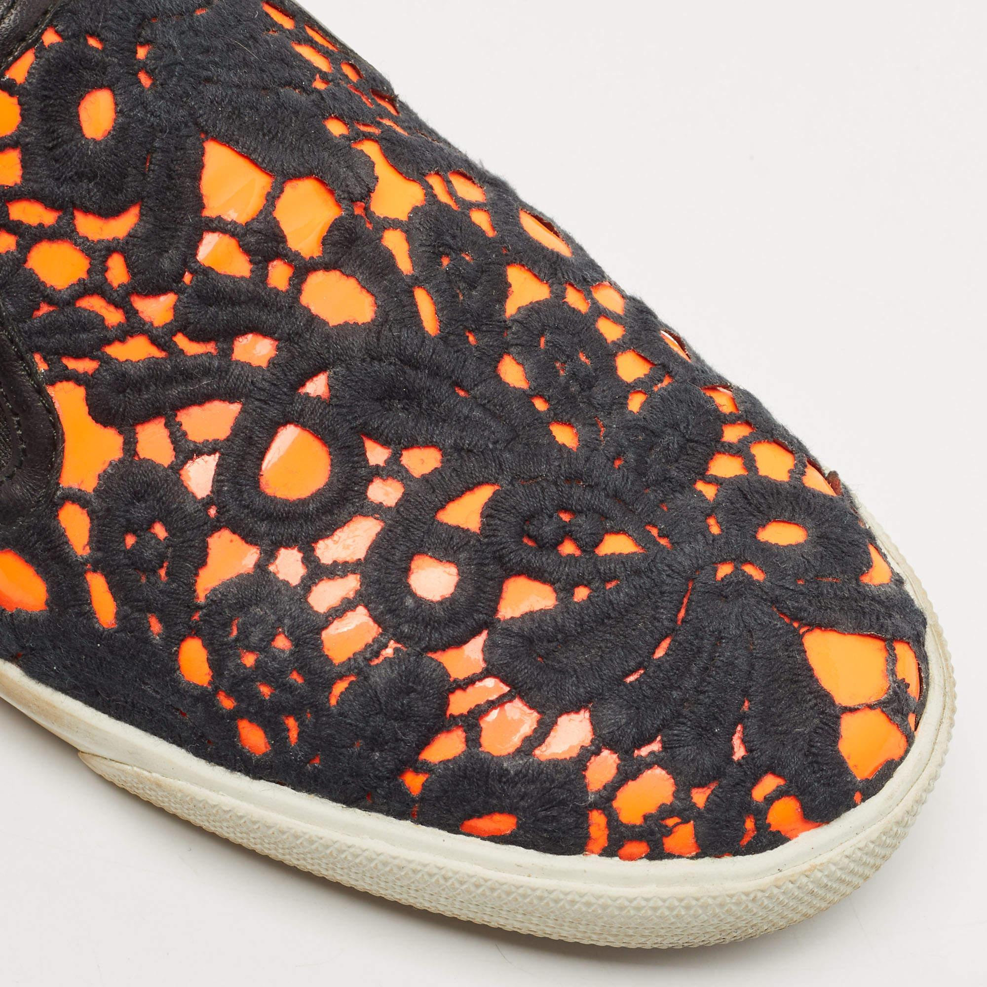 Jimmy Choo Black/Orange Lace Slip on Sneakers Size 39 For Sale 4