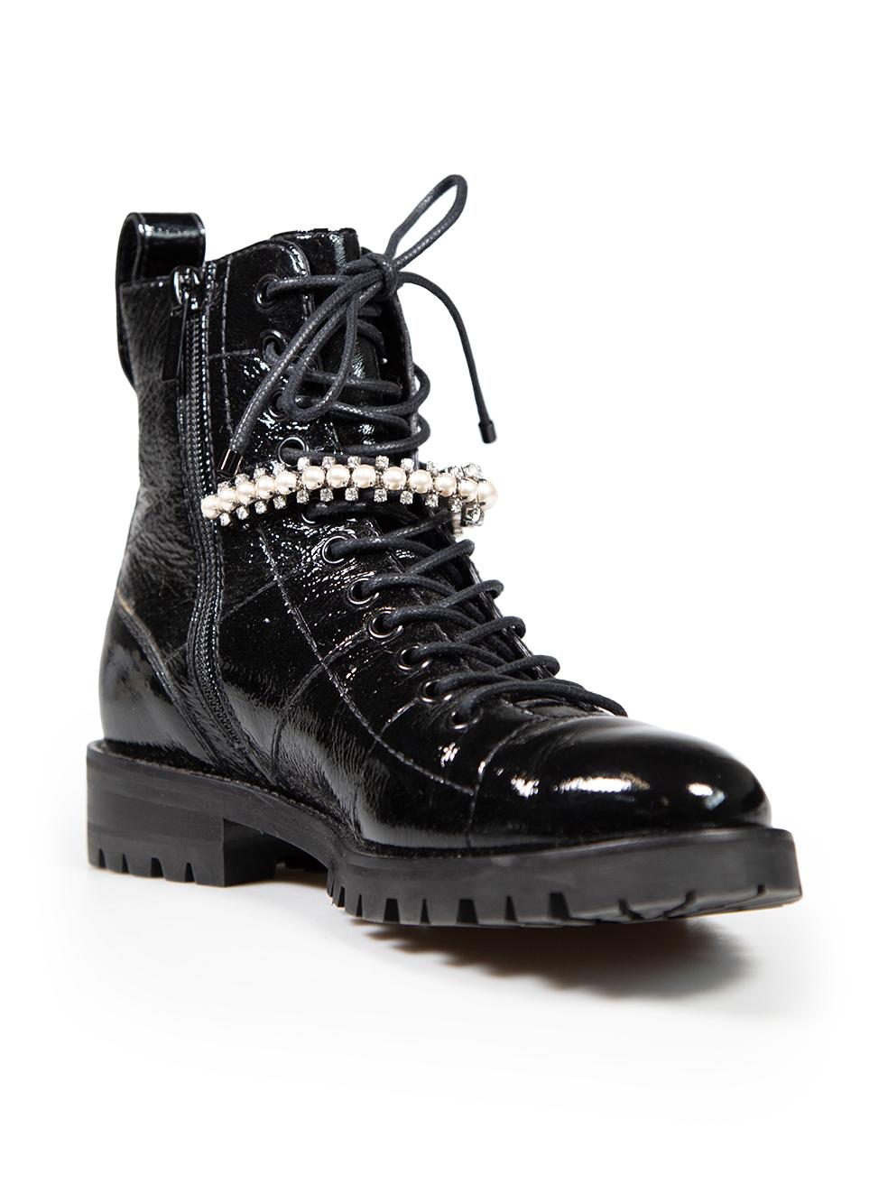 CONDITION is Very good. Minimal wear to boots is evident. Small abrasion to the tip of the sole of the right shoe and a light scratch to the back of the right shoe on this used Jimmy Choo designer resale item. This item comes with an original dust