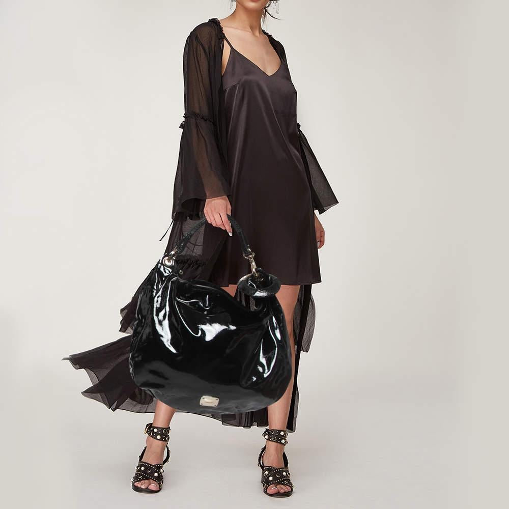 Jimmy Choo Black Patent Leather And Karung Large Saba Hobo In Good Condition In Dubai, Al Qouz 2