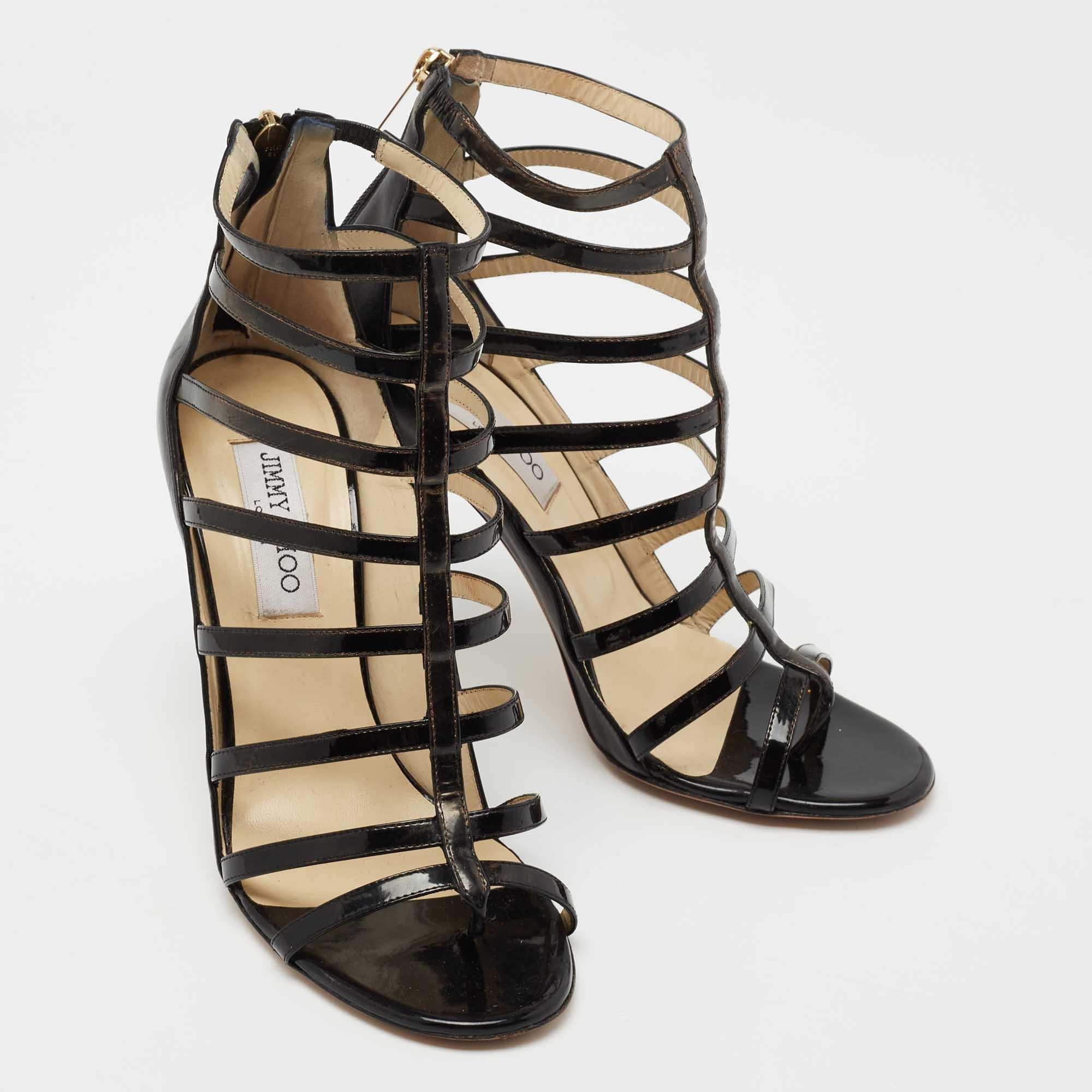 Jimmy Choo Black Patent Leather And Leather Gladiator Sandals Size 39.5 In Good Condition For Sale In Dubai, Al Qouz 2
