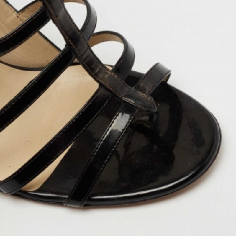 Jimmy Choo Sandalias gladiadoras de charol negro y piel talla 39.5 en venta 2