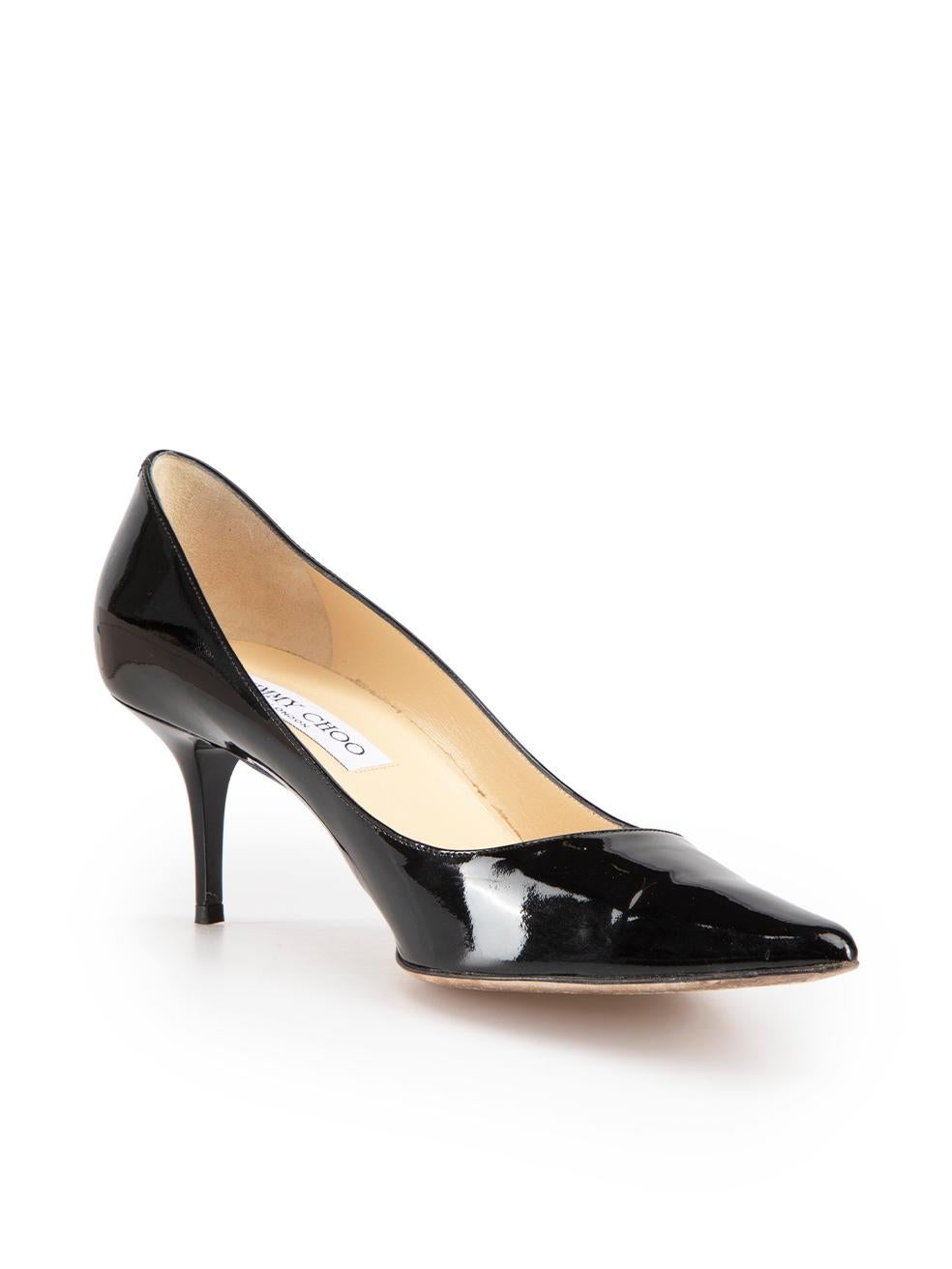 CONDITION is Very good. Minimal wear to shoes is evident. Minimal wear to the leather with general creasing on this used Jimmy Choo designer resale item. These shoes come with original box.
 
Details
Atilla
Black
Patent leather
Pumps
Kitten