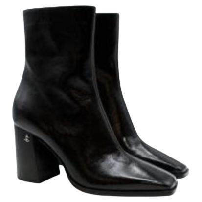 Jimmy Choo - Bottines à talons hauts en cuir verni noir en vente