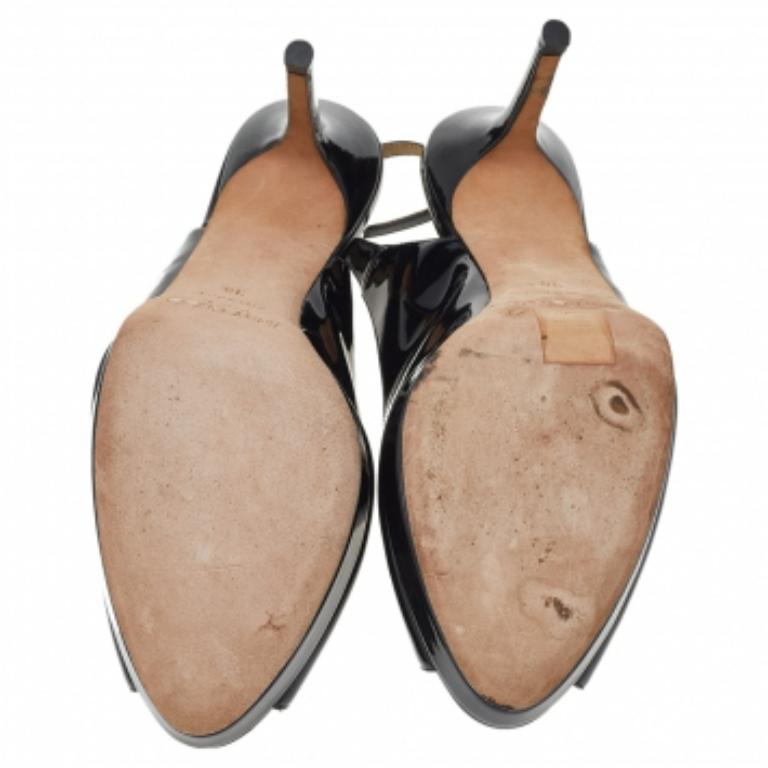 Noir Jimmy Choo - Sandales à lanières en cuir verni noir Taille 38 en vente