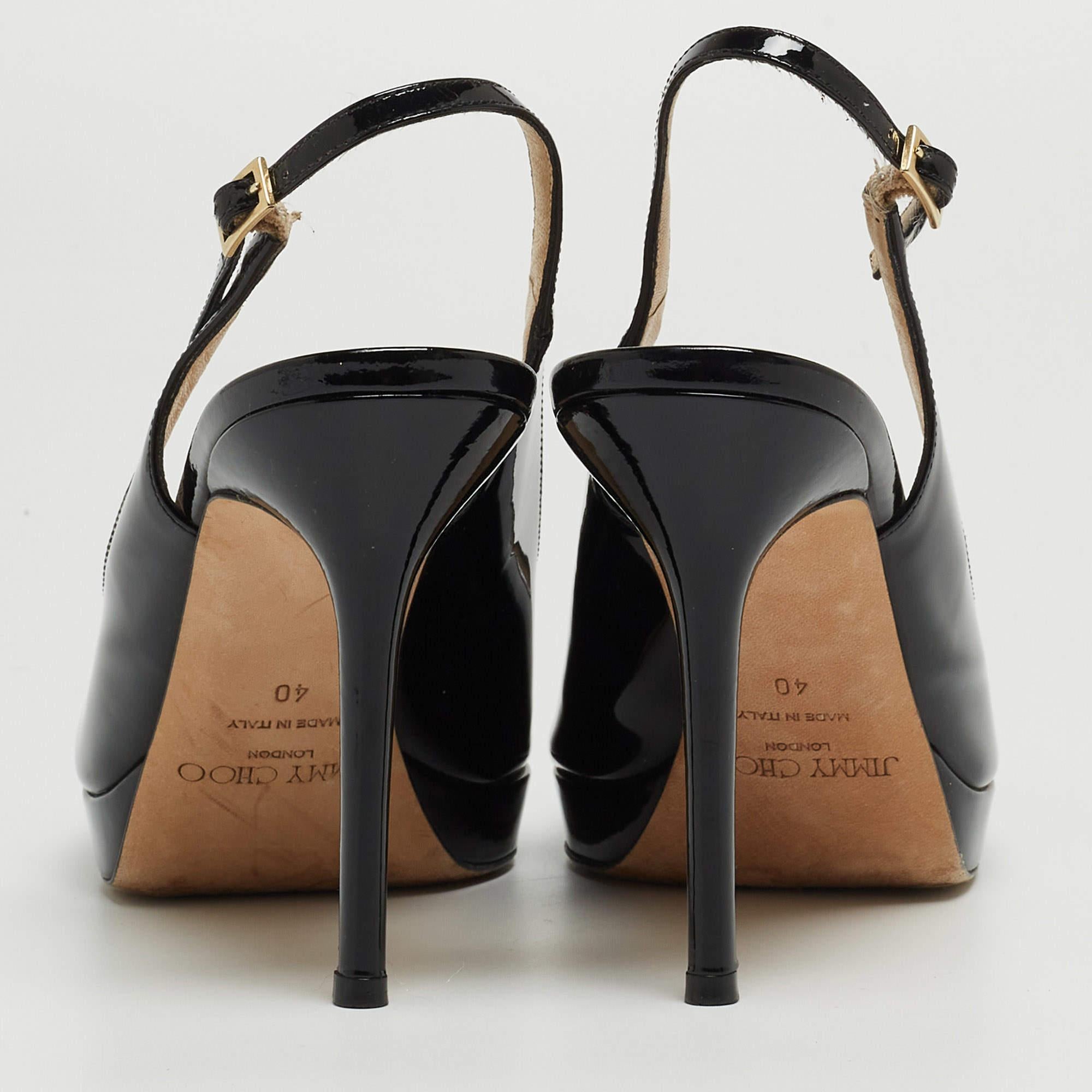 Jimmy Choo Black Patent Leather Peep Toe Platform Slingback Pumps Size 40 In Good Condition For Sale In Dubai, Al Qouz 2