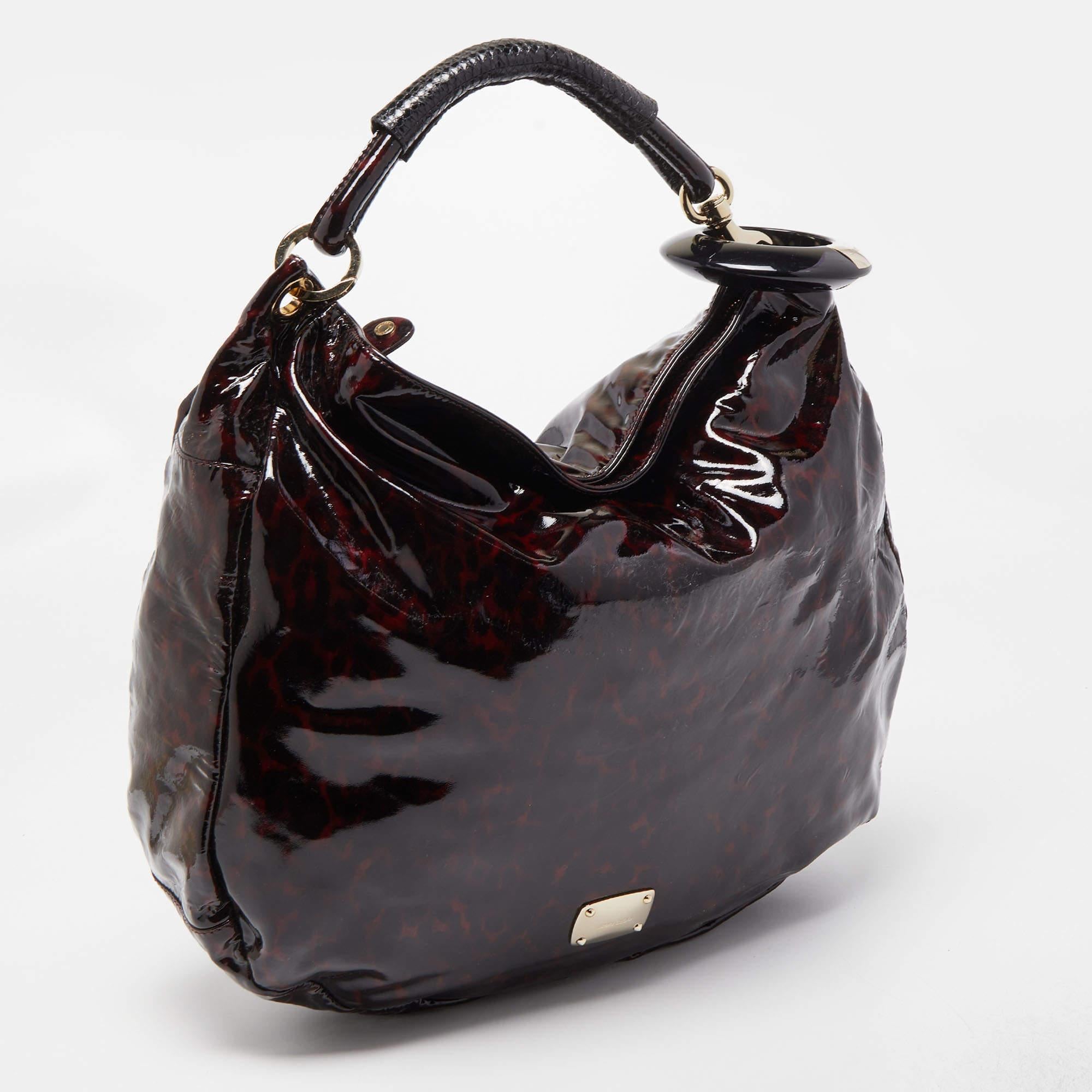 Jimmy Choo Black/Red Leopard Print Patent Leather Large Sky Bangle Hobo In Good Condition In Dubai, Al Qouz 2