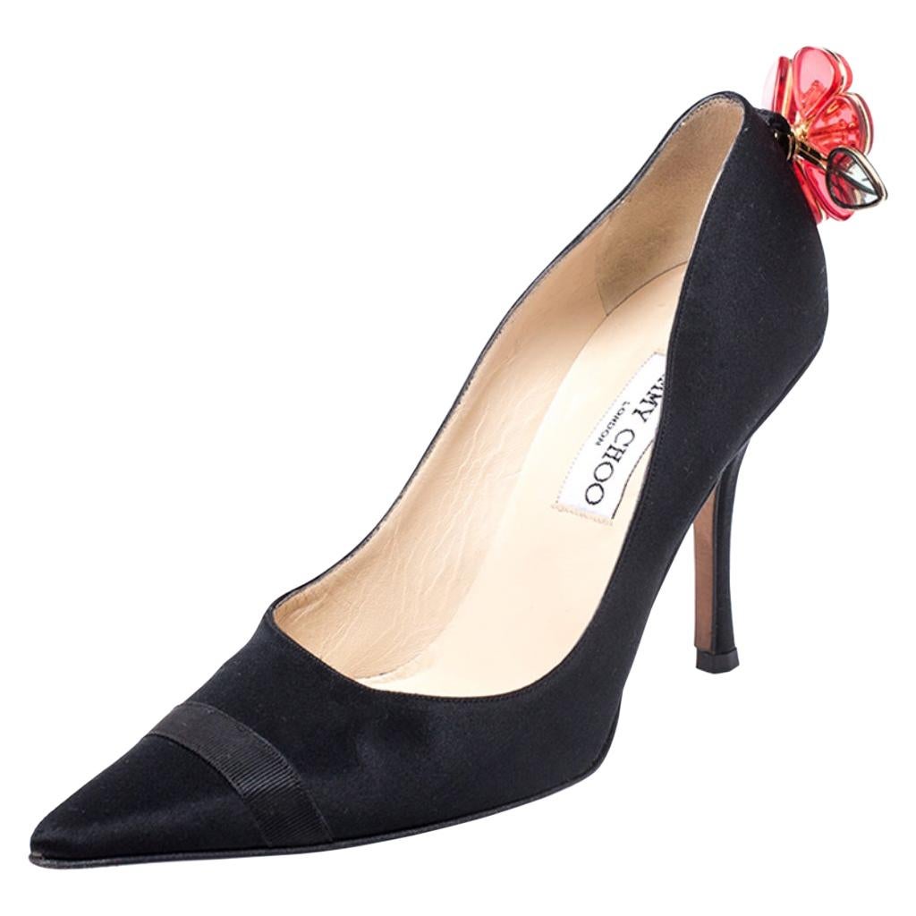 Jimmy Choo Black Satin Plastic Flower Clip Pointed Toe Pumps Size 37 For Sale