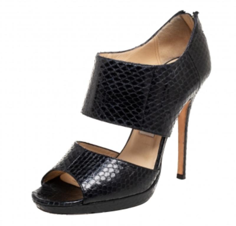 Jimmy Choo Sandales privées en cuir de serpent noir Taille 38 en vente 1