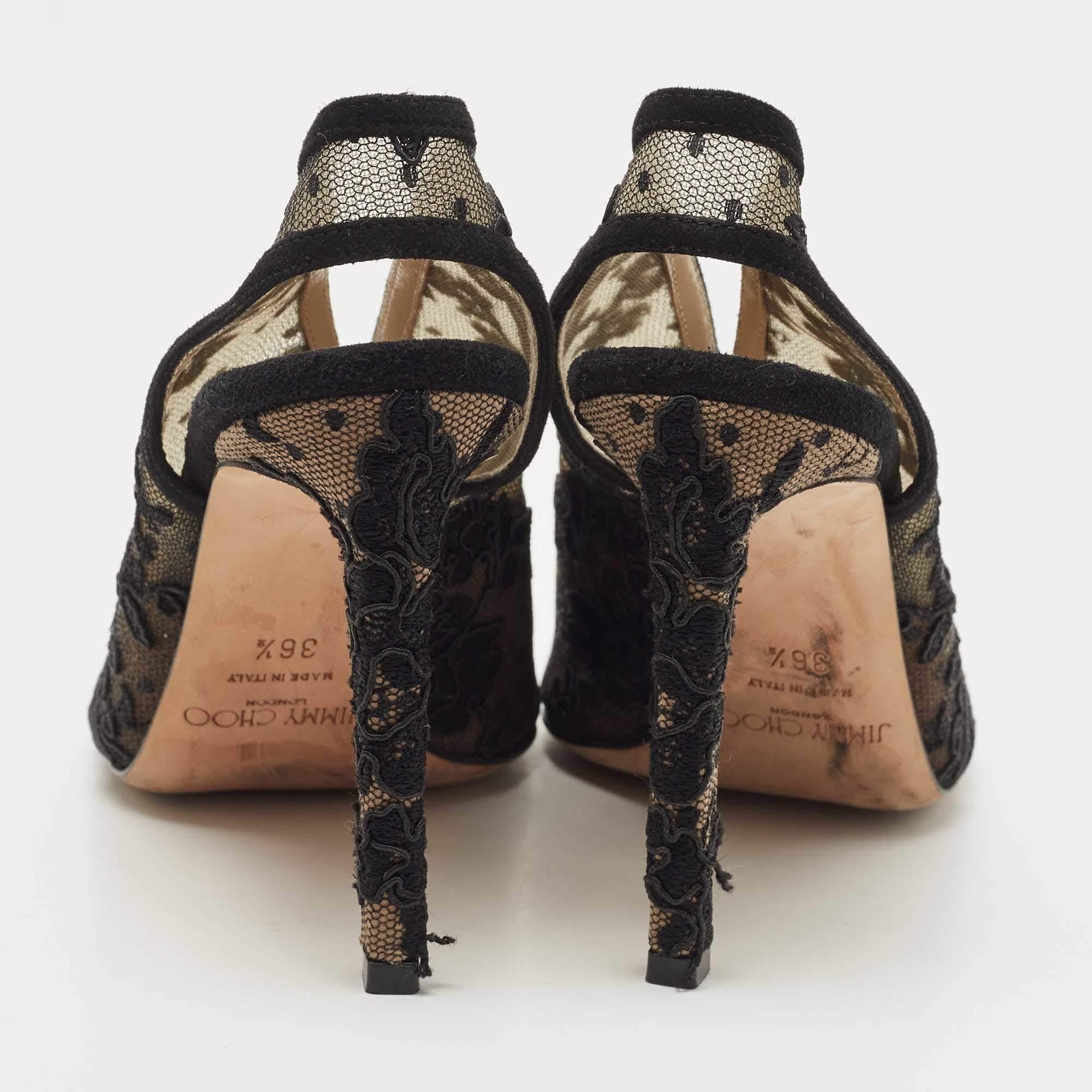 Jimmy Choo Sandales en daim noir et dentelle brodée à bout ouvert Taille 36.5 Pour femmes en vente
