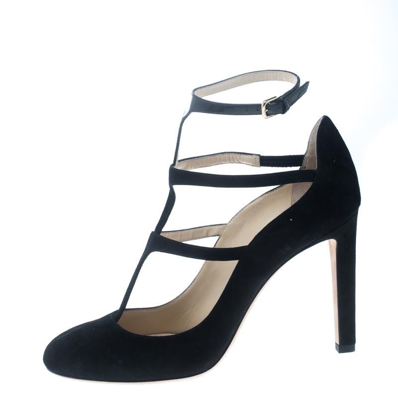 So chic, sophisticated and stylish, these Doll pumps from Jimmy Choo definitely need to be on your wishlist! The black pumps are crafted from suede and patent leather and feature a cage design. They flaunt round toes and come equipped with