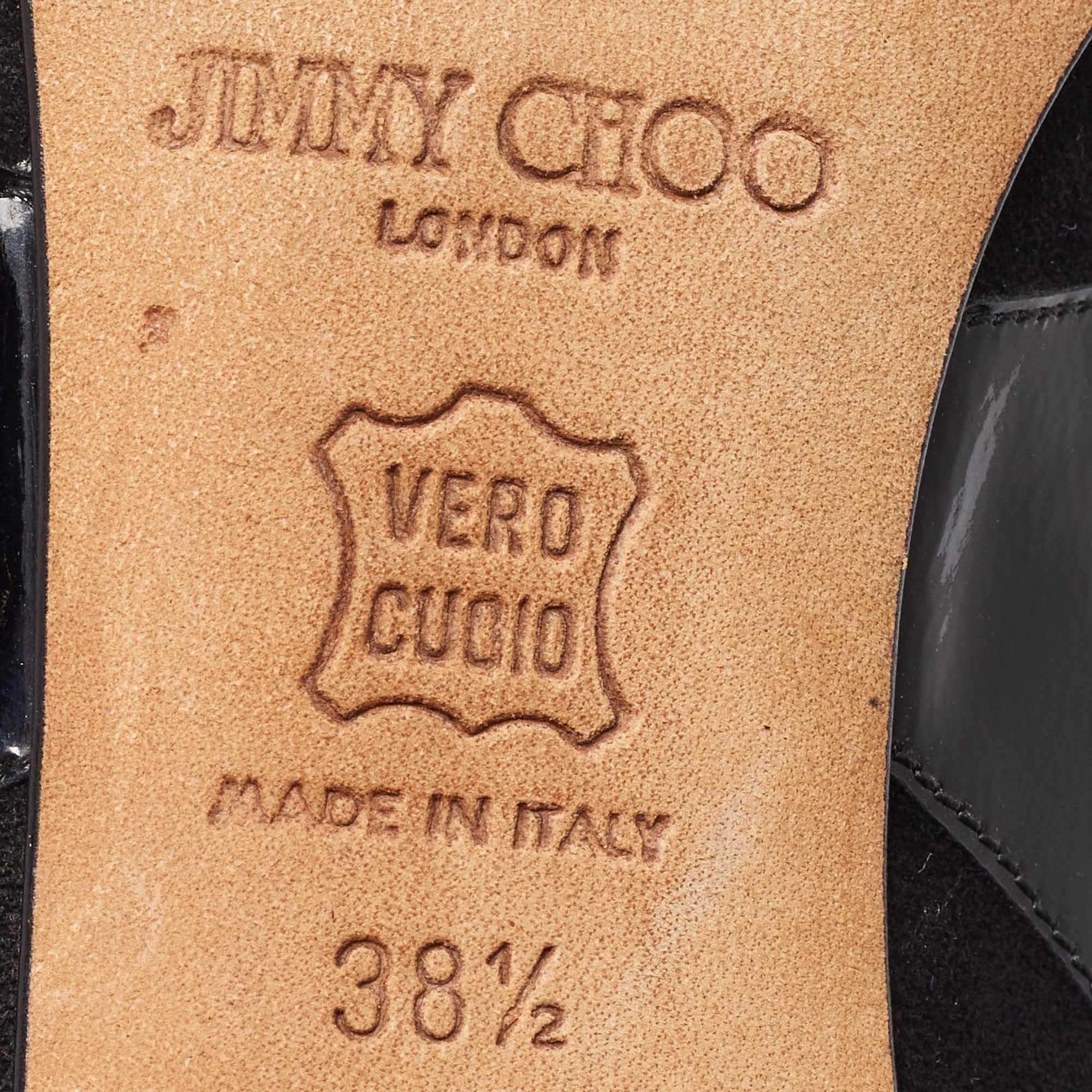 Jimmy Choo Escarpins à bout pointu en daim et cuir verni noir Taille 38.5 en vente 3