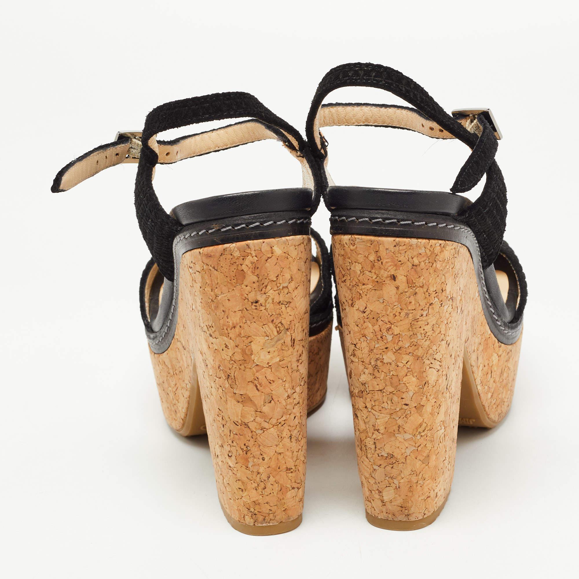 Jimmy Choo Sandales en daim noir à talon bloc en liège Taille 41 en vente 2