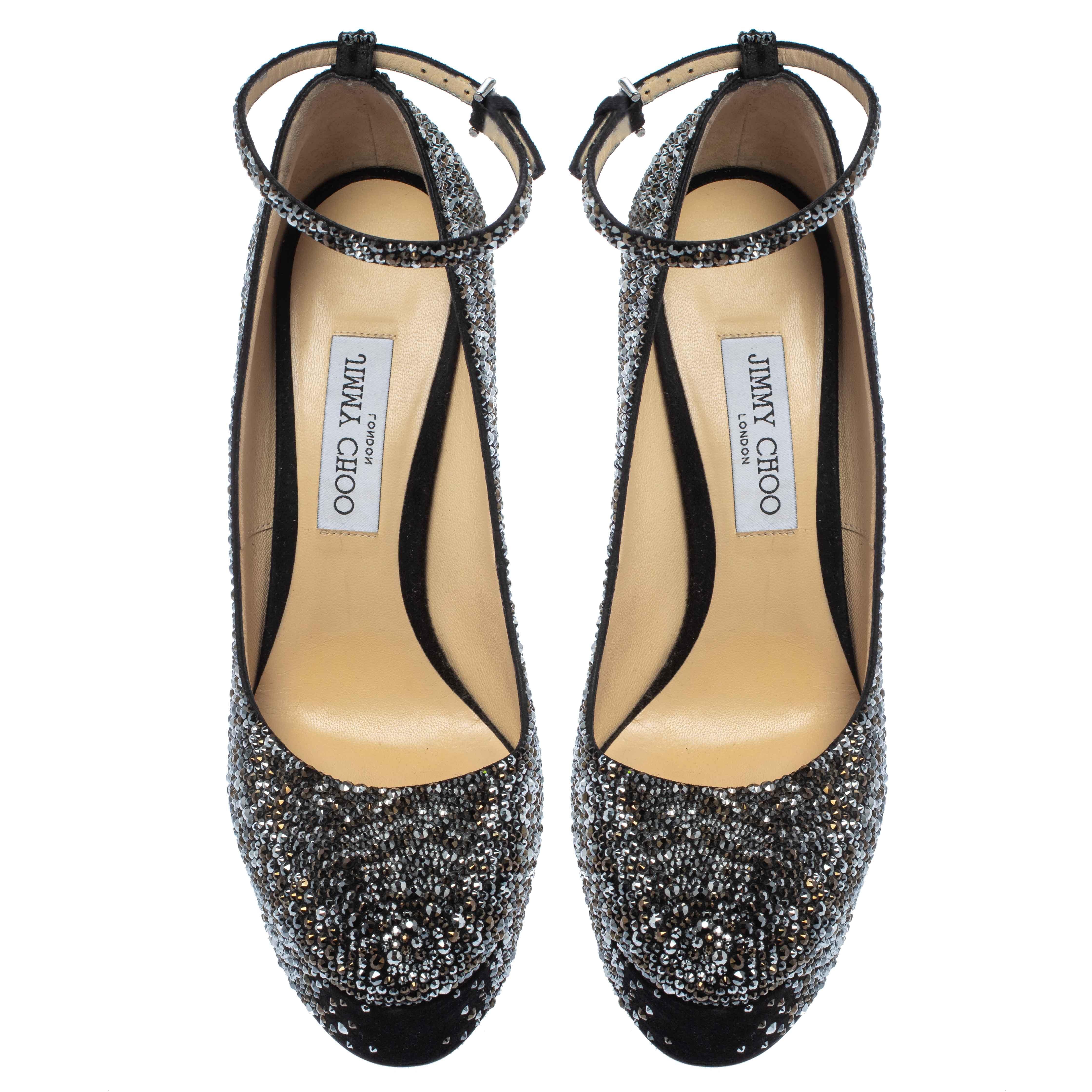 JIMMY CHOO Black Suede Platform Crystals Klerise Pumps Size 41 In Good Condition In Dubai, Al Qouz 2