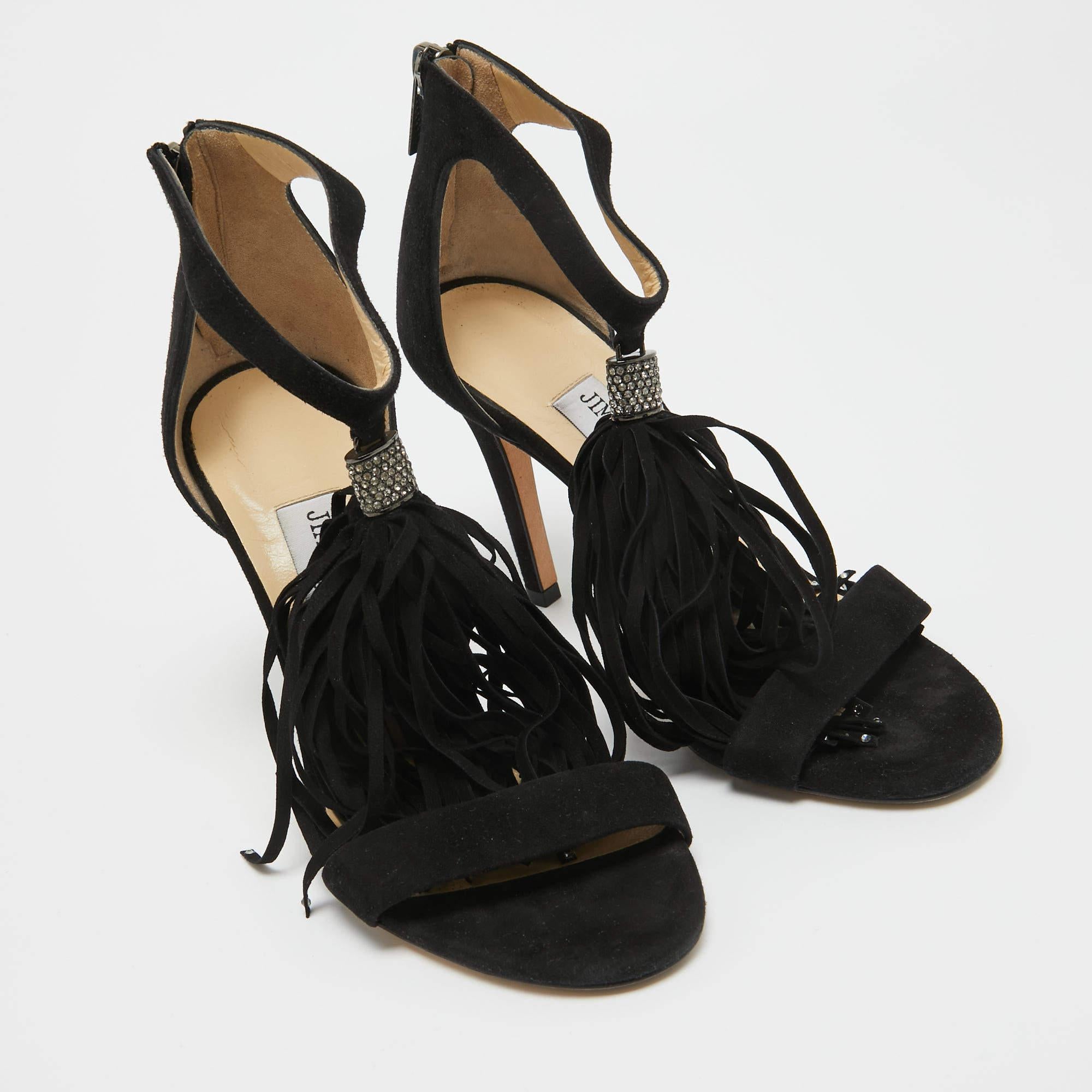 Jimmy Choo Sandales à franges en daim noir Viola Taille 35 Excellent état - En vente à Dubai, Al Qouz 2