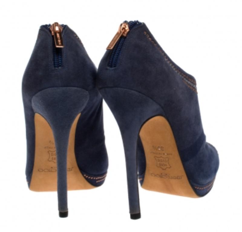 Noir Jimmy Choo - Bottines à bout ouvert en daim clouté bleu, taille 39,5 en vente