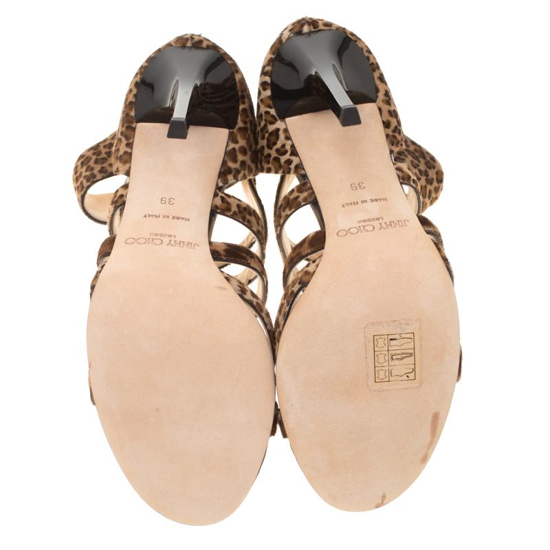 Jimmy Choo - Sandali a gabbia Jewell in pelle di vitello marrone con stampa leopardata - misura 39 In condizioni Nuovo a Dubai, Al Qouz 2
