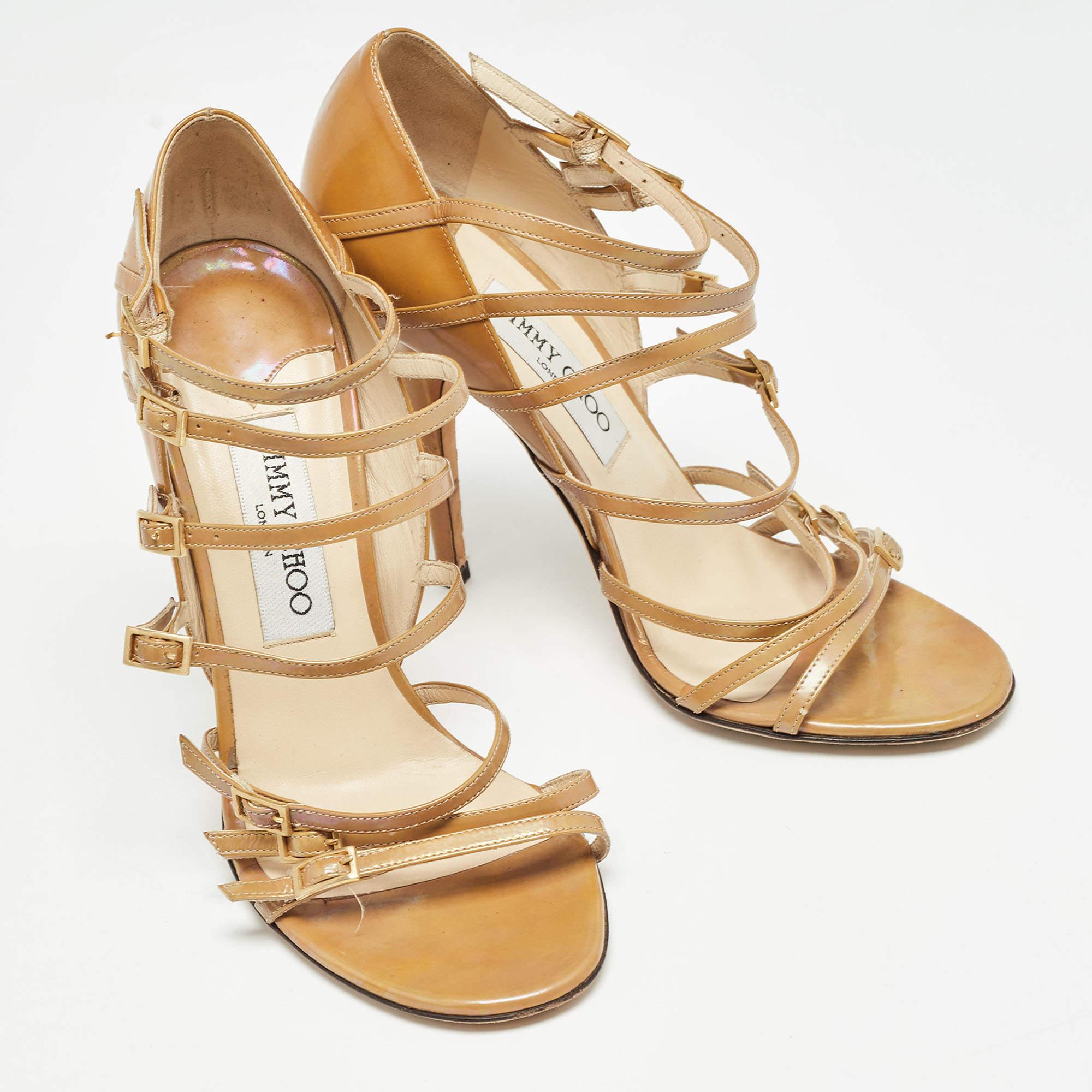 Jimmy Choo Brown Patent Strappy Sandals Size 37.5 In Fair Condition For Sale In Dubai, Al Qouz 2