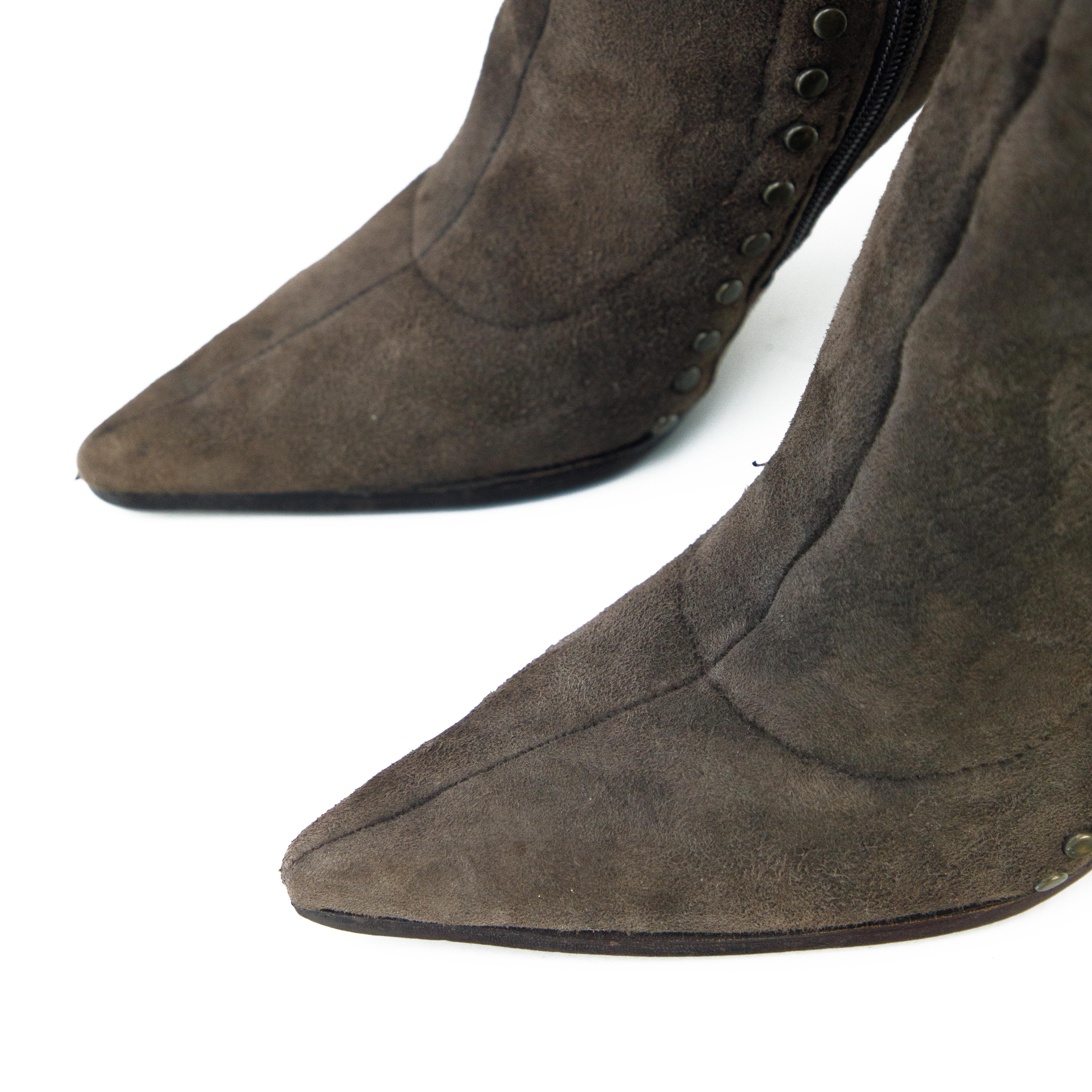 Black Jimmy Choo Brown Suede Shearling Knee High Boots size 38 For Sale