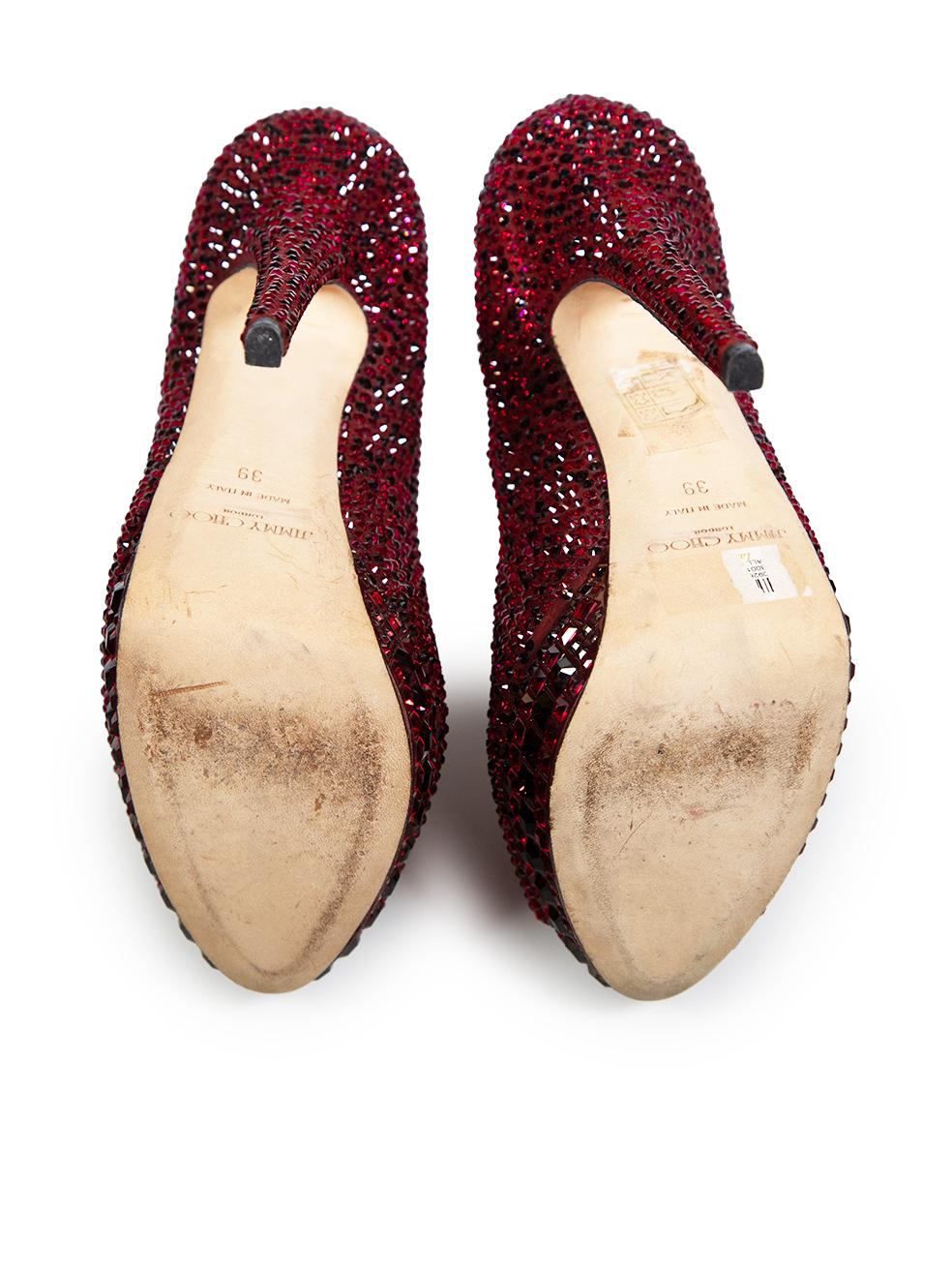 Jimmy Choo Burgundy Crystal Embellished Heels Size IT 39 In Good Condition For Sale In London, GB