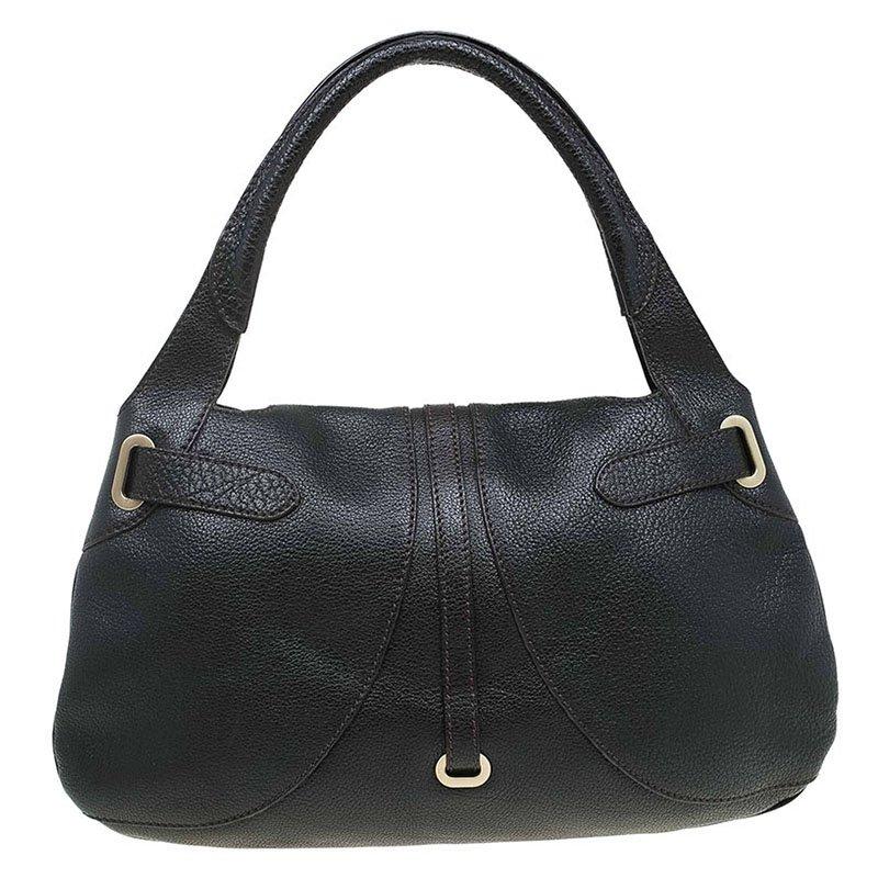 Sophisticated and elegant, this Jimmy Choo Tulita Hobo is crafted from luxurious black leather and accentuated with gold-tone hardware. It has a flap closure a rounded shoulder strap and buckle detailing. Compact in size, it has a lined interior