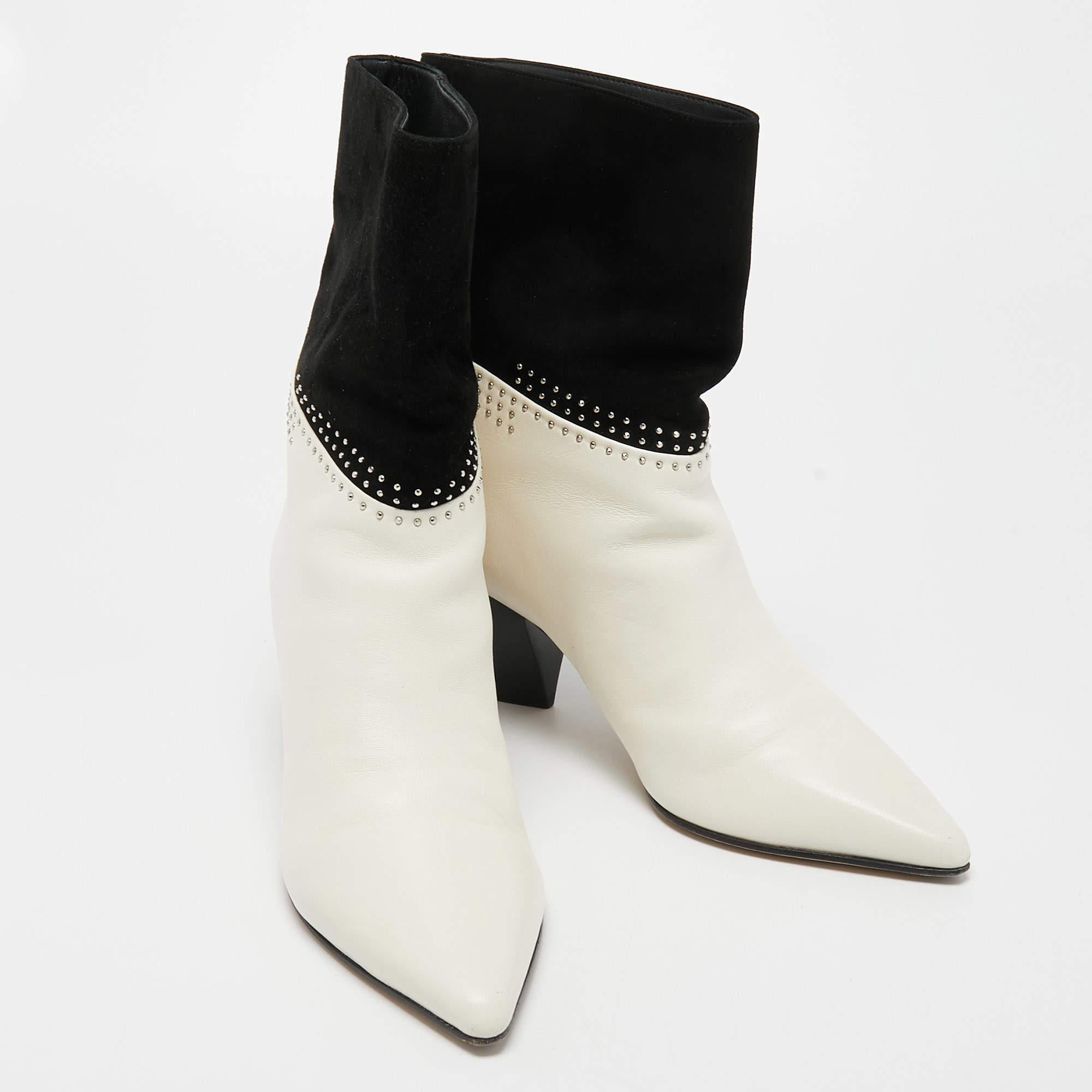 Jimmy Choo Cream/Black Suede and Leather Ankle Boots Size 36 In Good Condition For Sale In Dubai, Al Qouz 2