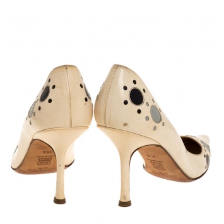 Women's Jimmy Choo Cream Leather Circle Detail Pointed Toe Pumps Size 38.5 For Sale