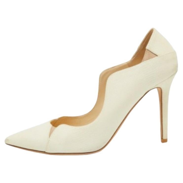 Jimmy Choo - Escarpins Tamika en cuir texturé crème, taille 35.5 en vente