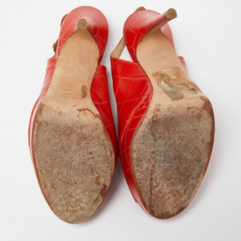 Rouge Jimmy Choo - Escarpins à plateforme en cuir gaufré Taille 39 en vente