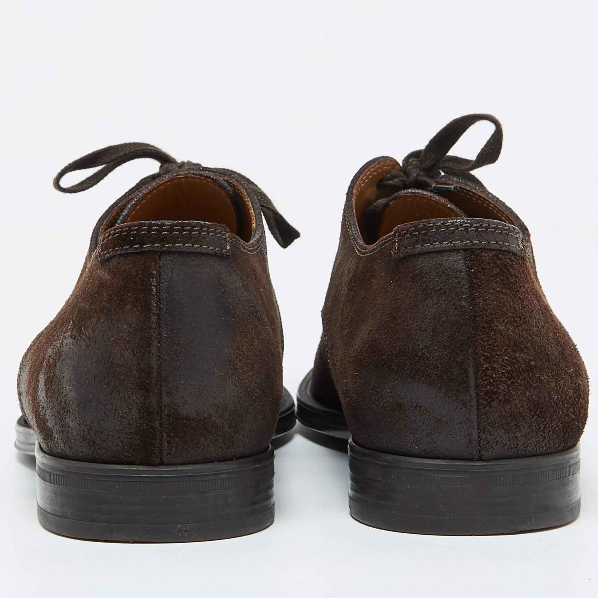 Jimmy Choo Derby à lacets en daim marron foncé Taille 41.5 Pour hommes en vente
